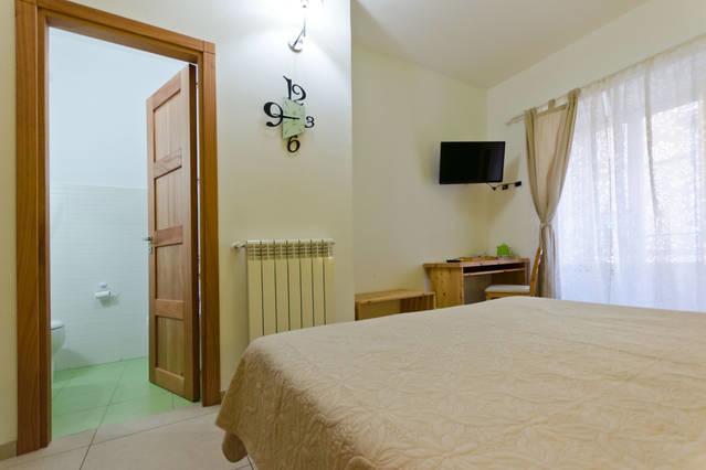 B&B Alle Porte Di San Giovanni Roma Habitación foto