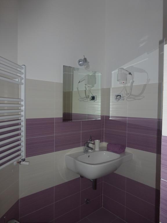B&B Alle Porte Di San Giovanni Roma Habitación foto